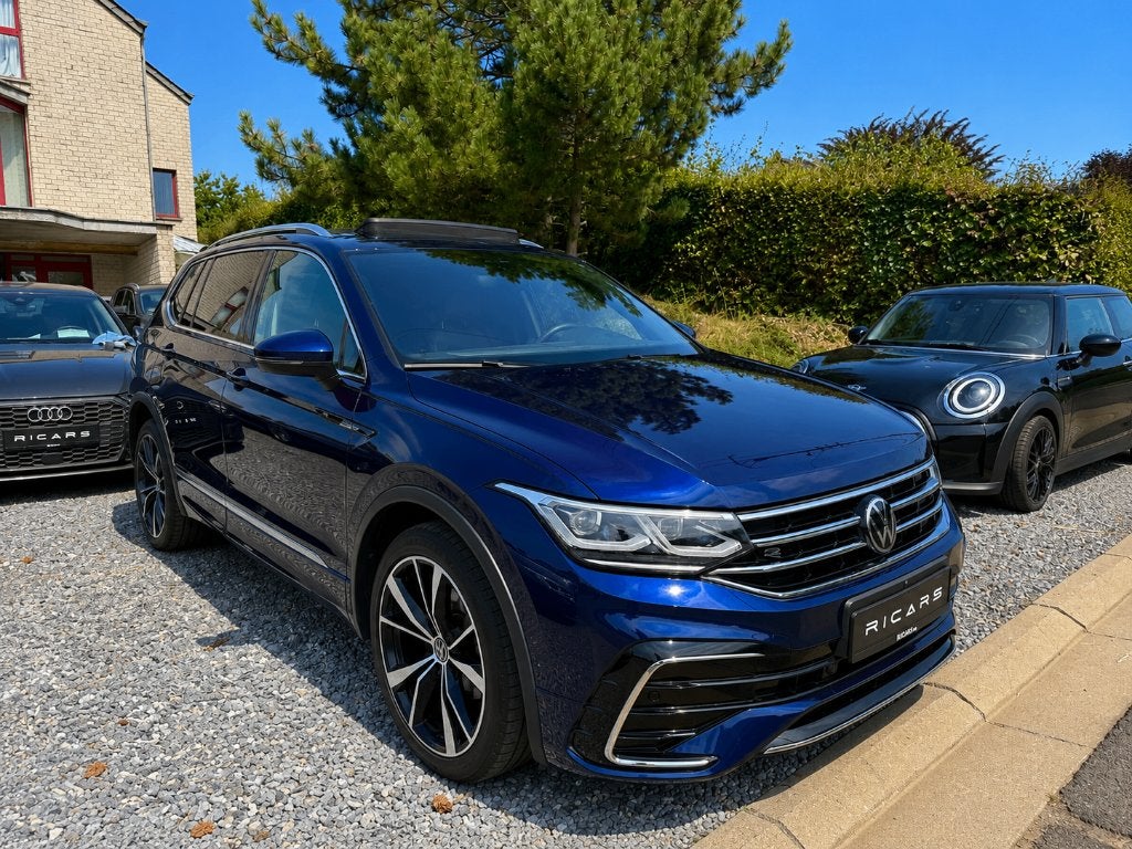 Tiguan Allspace R-Line 7pl 2.0TDi DSG FULL OPTIONS GARANTIE, Auto's, Volkswagen, 4 cilinders, Blauw, 7 zetels, Leder