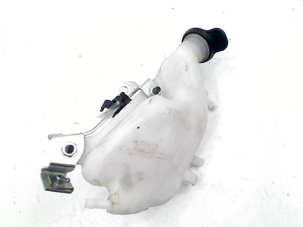 BOCAL LIQUIDE DE REFROIDISSEMENT Yamaha, Dhr. S. di Majo, Utilisé, Info@cama-motorparts.nl, P.J. Troelstraweg 8 8
3144 CX  MAASSLUIS, NL