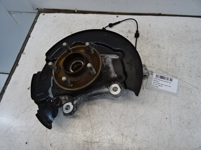 WIELNAAF RECHTS VOOR Ford Mondeo V (01-2014/03-2022), Gebruikt, Mevr. I. Hauben, Ford, Rue de l'Espoir 34 34
4030  GRIVEGNÉE, BE