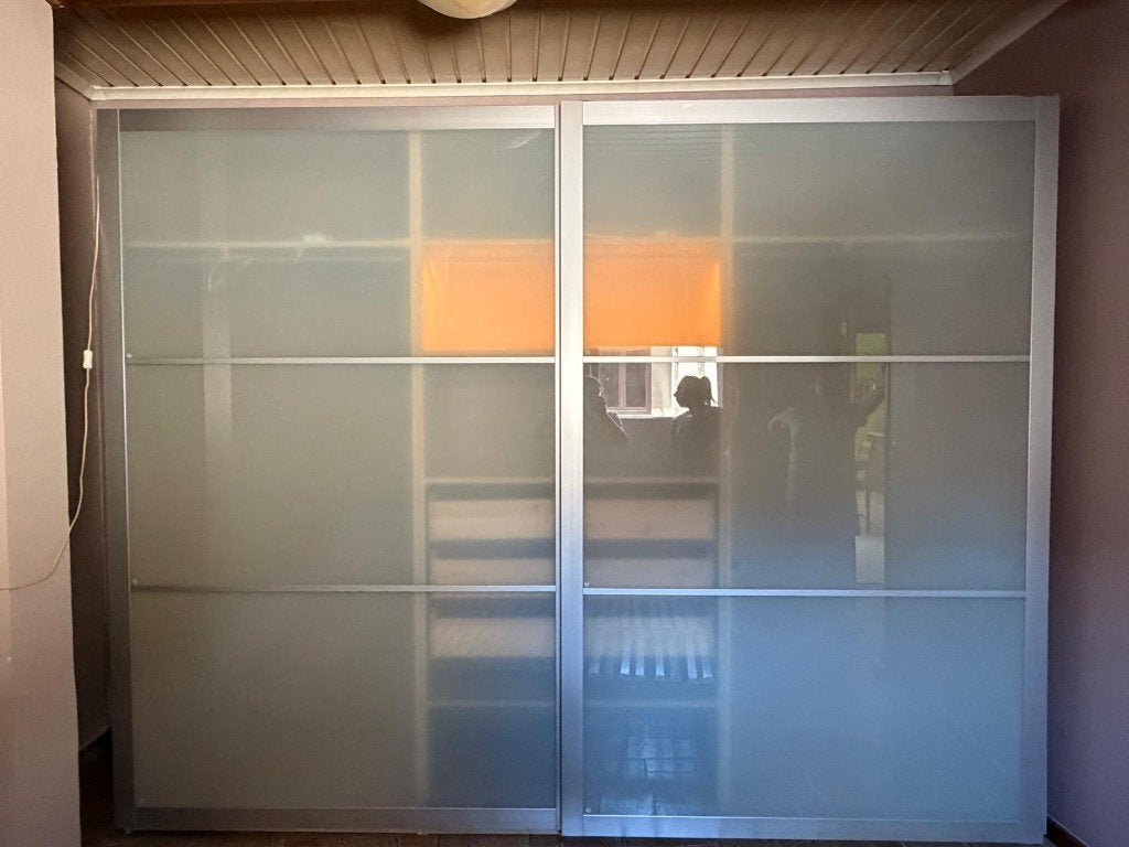 Dressing ikea, 200 cm ou plus, Portes coulissantes en verre, Comme neuf, Enlèvement