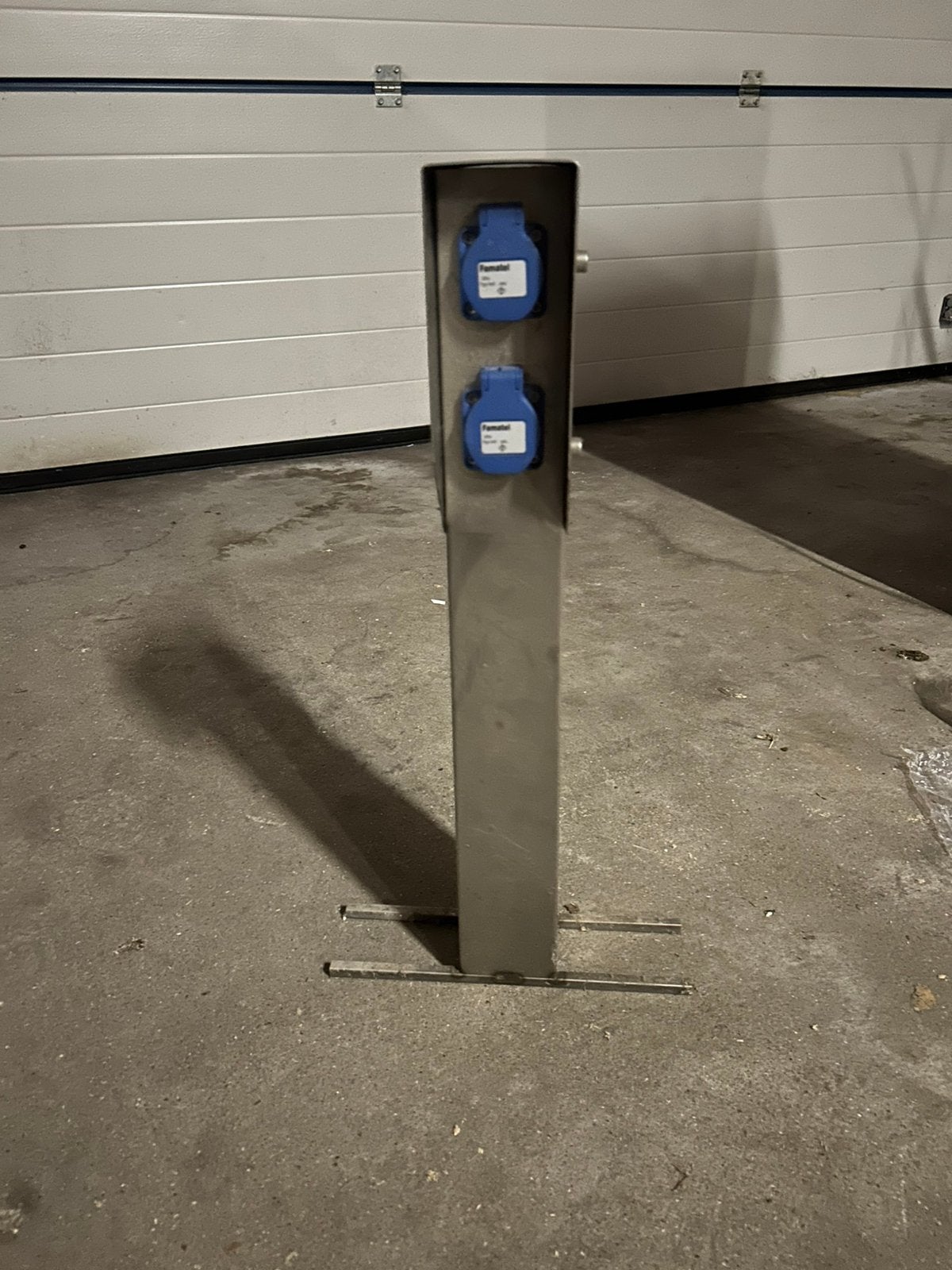 Tuinpaal stopcontact, Ophalen, Nieuw, Stopcontact