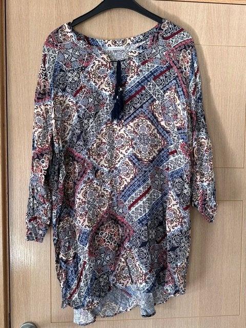 Tunique Yessica taille 48/50 (nr7453), Vêtements | Femmes, Taille 46/48 (XL) ou plus grande, Enlèvement ou Envoi, Autres couleurs