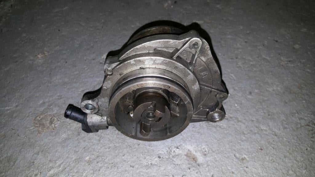Vacuumpomp BMW E39 530 d 2001, Ophalen of Verzenden, BMW