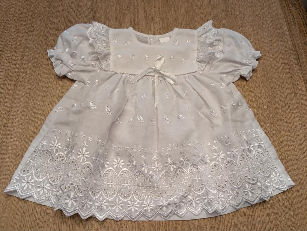 Robe brodée C&A pour 1 an, Enfants & Bébés, Vêtements de bébé | Taille 80, Enlèvement ou Envoi, Comme neuf, Fille, C&A