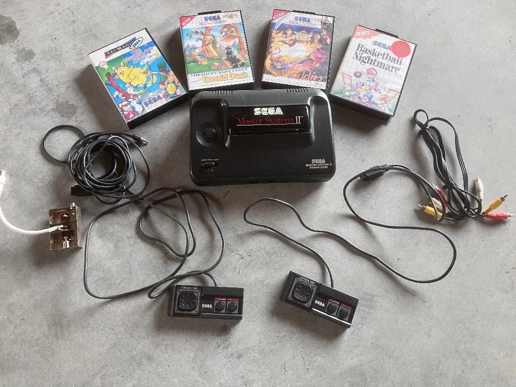 Sega Master system II, Games en Spelcomputers, Spelcomputers | Sega, Ophalen, Master System, Met 2 controllers, Gebruikt