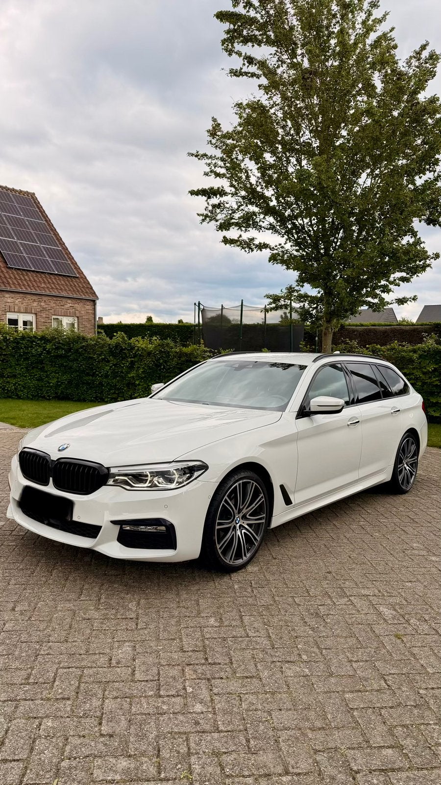 BMW 520D 190pk / M-Pack / Automaat / Camera, Auto's, BMW, Automaat, Dealer onderhouden, Achterwielaandrijving, Euro 6