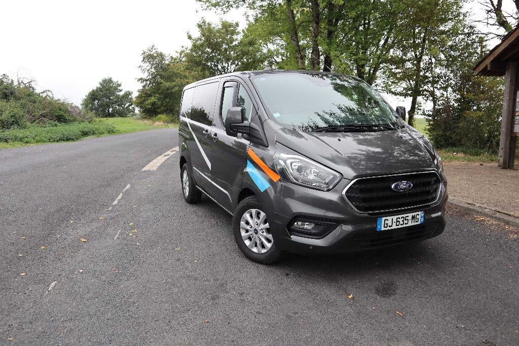 Ford Transit Custom PHEV Limited — 44 300 km, Autos, Achat, Euro 6, 3 places, Autre carrosserie