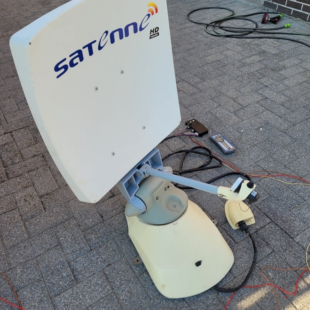 automatische schotelantenne satelliet, Audio, Tv en Foto, Schotelantennes, Ophalen, Zo goed als nieuw, (Schotel)antenne, Overige merken