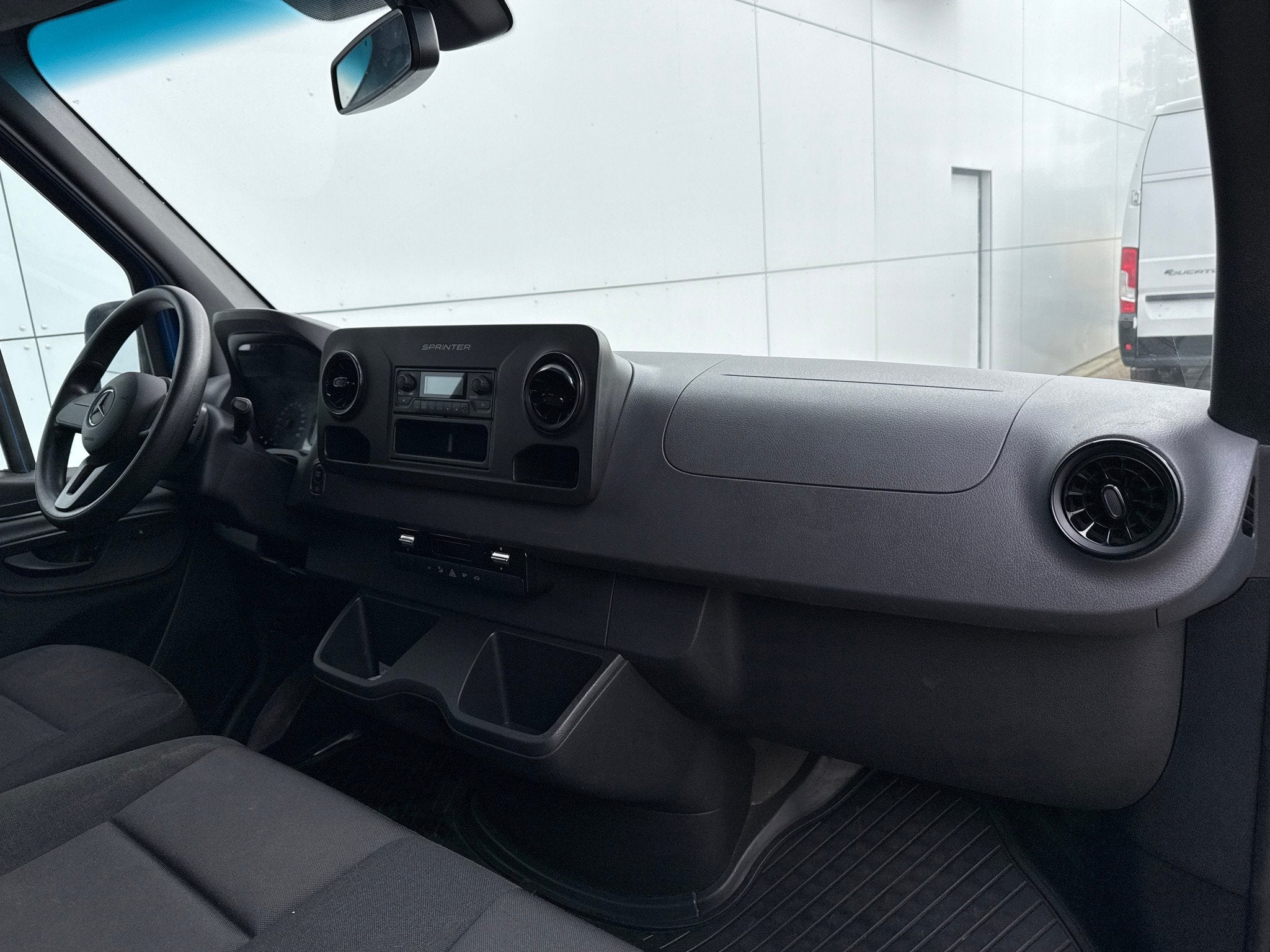 Mercedes Benz eSprinter 312 55kWh L2H2 Elektrisch 168km WLTP, Auto's, 0 cilinders, Gebruikt, Elektrische ramen, Mercedes-Benz
