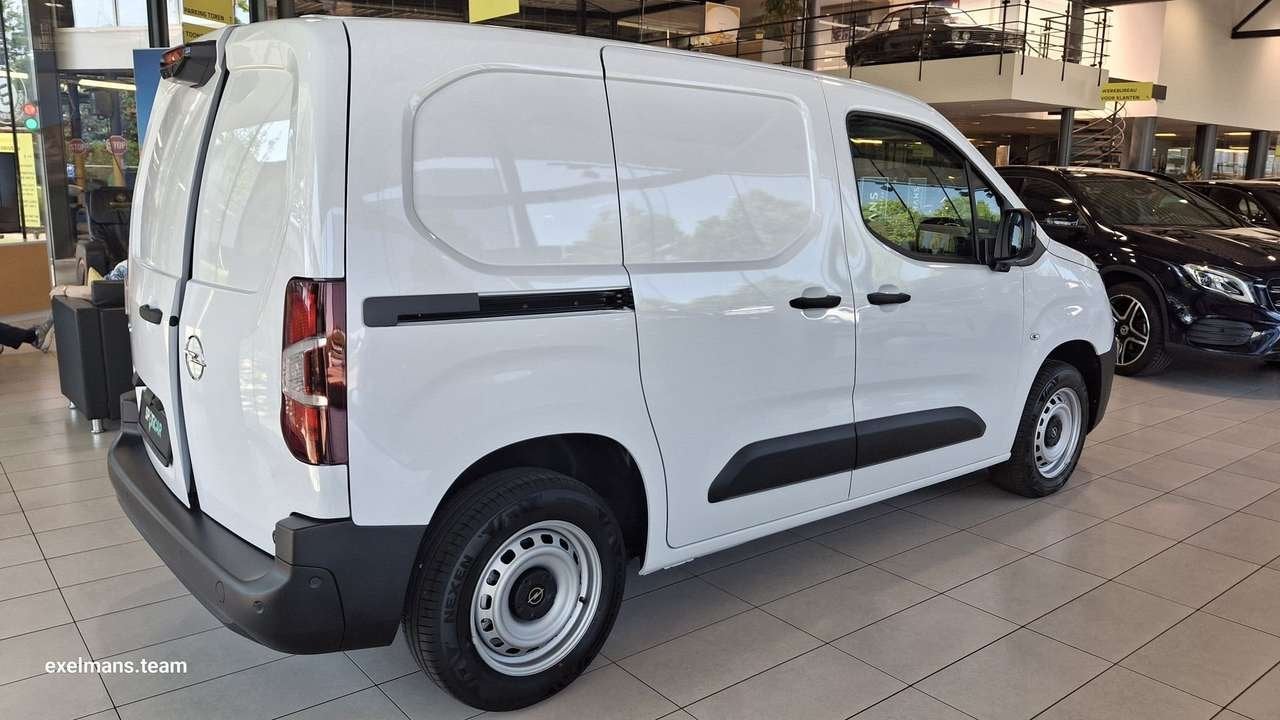 Opel Combo GB Turbo D S&S L1 Light, Autos, Achat, 2 places, 131 ch, 0 cylindres