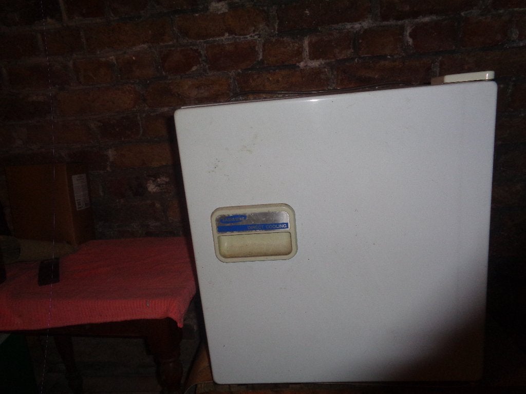 frigo de bureau, Electroménager, Réfrigérateurs & Frigos, Enlèvement, Utilisé, Moins de 45 cm, Moins de 85 cm