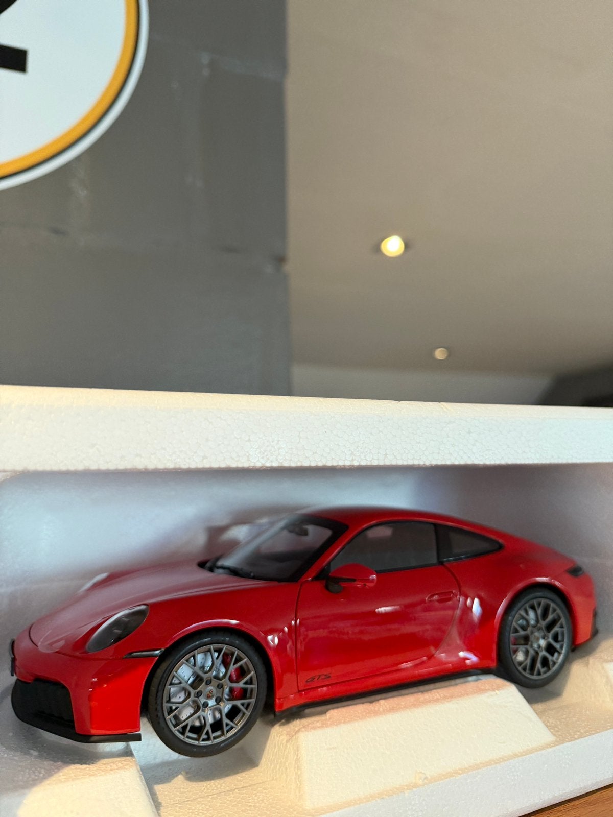 Porsche 992 Carrera GTS, Hobby & Loisirs créatifs, Enlèvement ou Envoi, Comme neuf, Norev