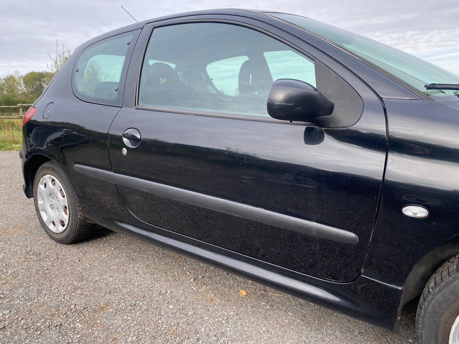 Av Peugeot 206 essence année 2008, Rétroviseurs électriques, Achat, Boîte manuelle, Berline