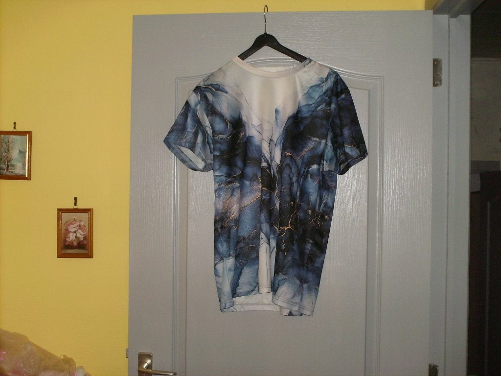 a vendre blouse tunique pour dame, Vêtements | Femmes, Enlèvement ou Envoi, Porté, Taille 42/44 (L), Autres couleurs
