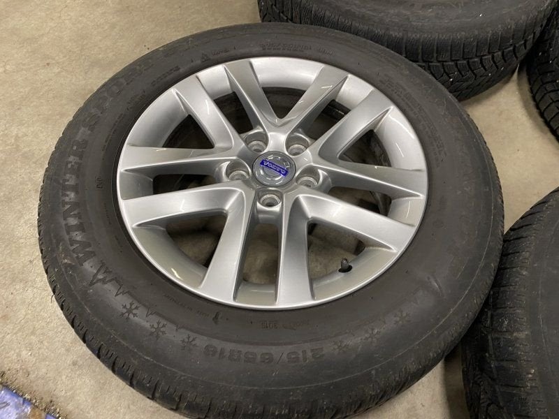 16 inch originele winterset Volvo V60 V70 215 65 16  5x108 6, Auto-onderdelen, -, Banden en Velgen, -, Gebruikt