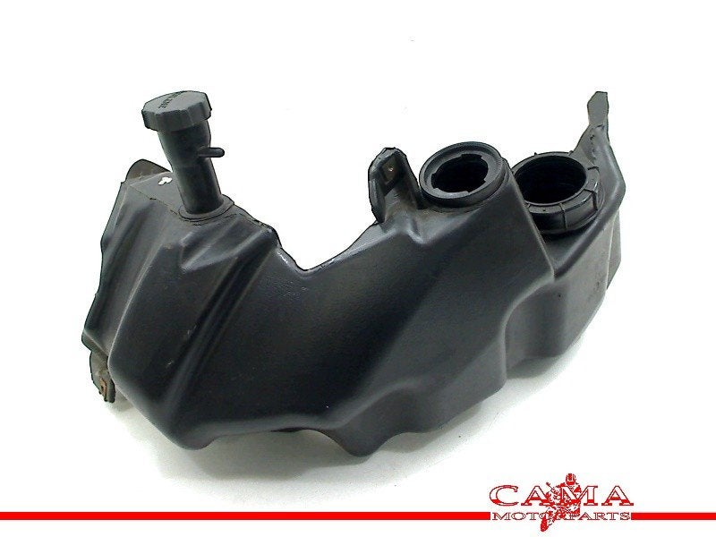 TANK Piaggio GTS 300 2014-2017 (GTS300 Super ZAPMA3300), Dhr. S. di Majo, Gebruikt, Info@cama-motorparts.nl, P.J. Troelstraweg 8 8
3144 CX  MAASSLUIS, NL