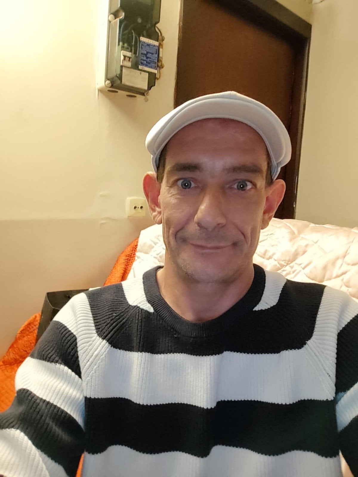 zoek date, Contacten en Berichten