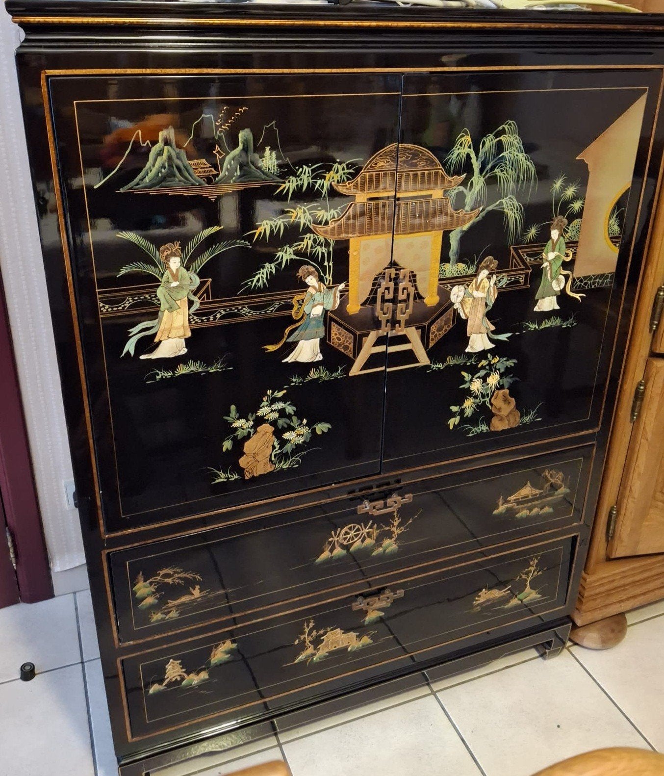 Meuble chinois, Enlèvement