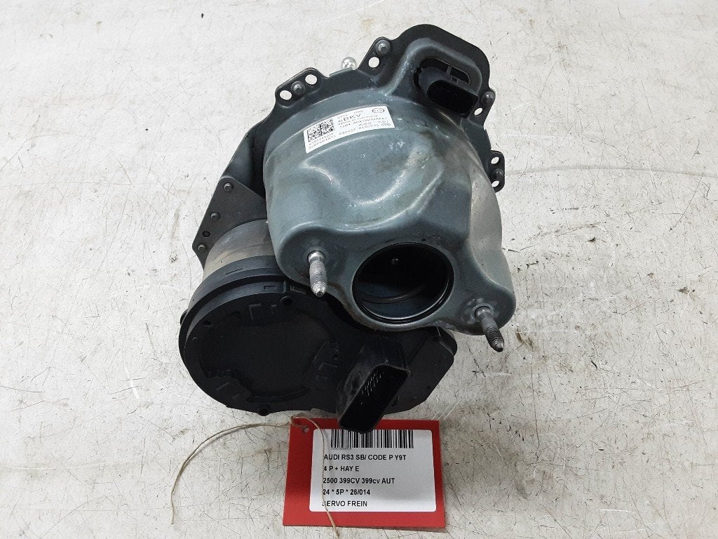 REMBEKRACHTIGER Audi RS 3 Sportback (8YA) (8Y0614105F), Gebruikt, Mevr. I. Hauben, Audi, Rue de l'Espoir 34 34
4030  GRIVEGNÉE, BE