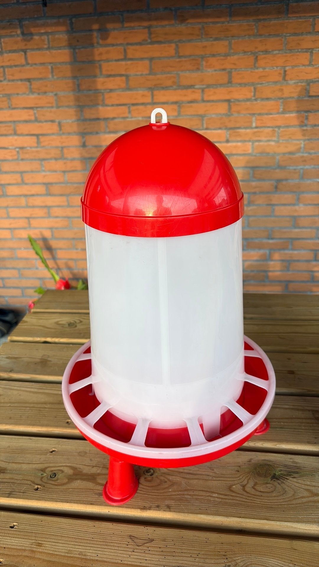 Voederbak op pootjes of hangend 50cm hoog /diameter 30cm, Enlèvement, Comme neuf, Abreuvement et Alimentation