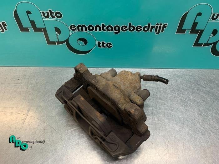 Remklauw (Tang) rechts-voor van een Audi A3 (A3 03-), Gebruikt, -, -, -