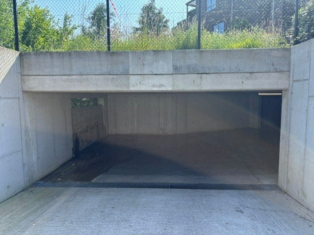 Place de parking et espace de rangement à Wommelgem à louer, Province d'Anvers