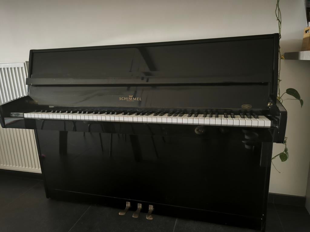 Zwarte buffetpiano, merk Schimmel, Muziek en Instrumenten, Ophalen