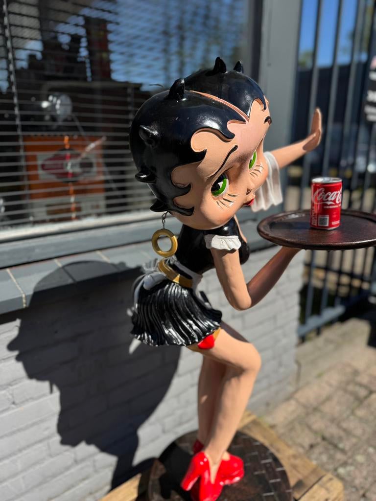 Statue de dîner Big Betty Boop, Enlèvement, Utilisé, Humain