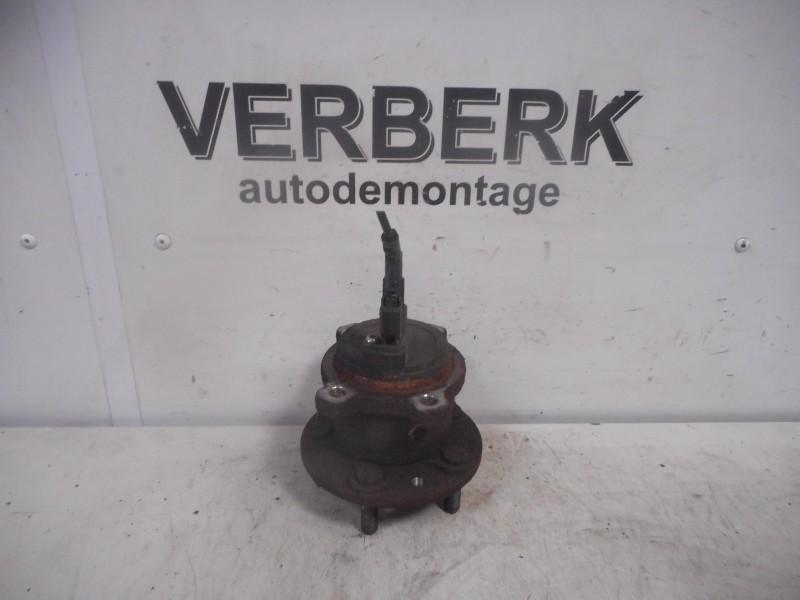 MOYEU DE ROUE ARRIÈRE Ford Mondeo IV (01-2007/01-2015), Utilisé, Ford