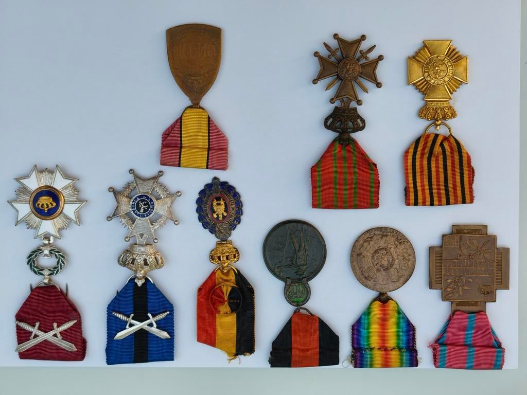 Medaille, Antiquités & Art, Enlèvement