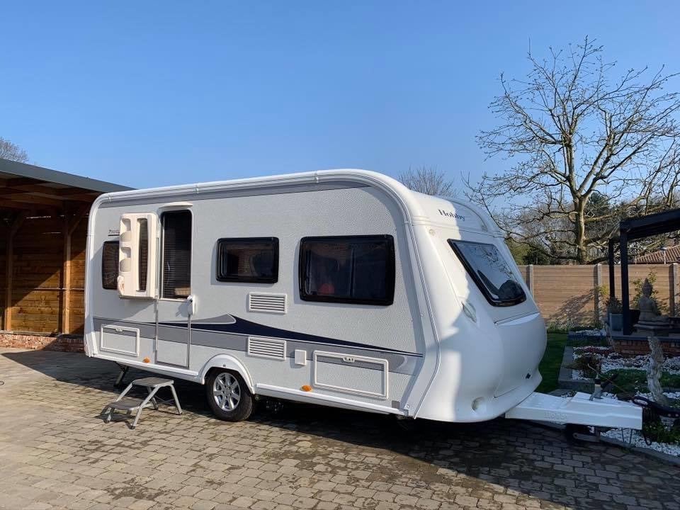 Hobby 455UF, Vast bed, Hobby, Particulier, Schokbreker