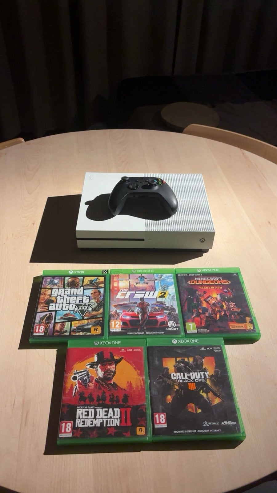 Te koop: een goed werkende Xbox One, Games en Spelcomputers, Spelcomputers | Xbox One, Ophalen, Zo goed als nieuw, Xbox One