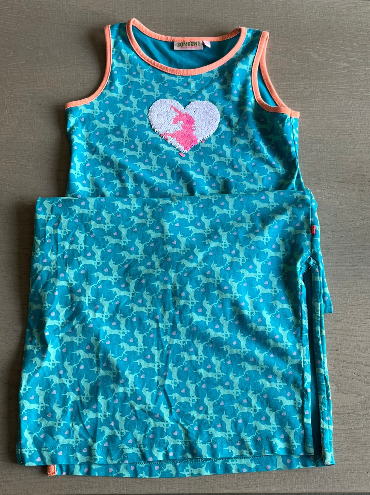 Lang kleed someone maat 134, Kinderen en Baby's, Kinderkleding | Maat 134, Ophalen of Verzenden, Zo goed als nieuw