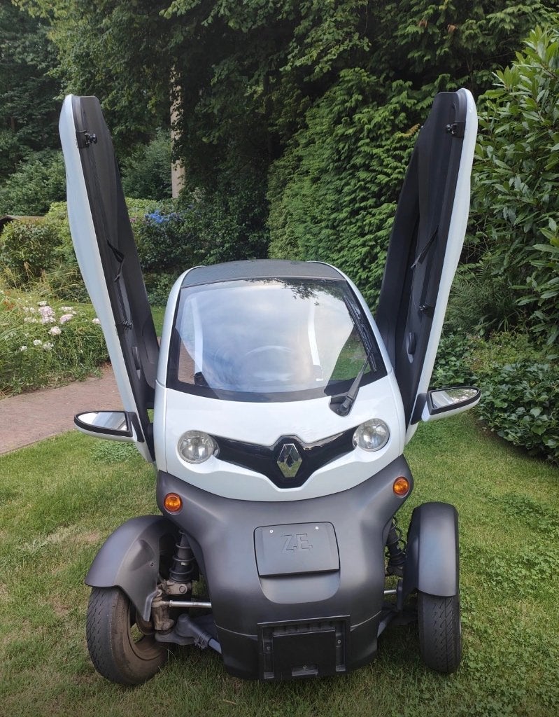 Reunault twizy elelctrique impecable, Achat, Euro 6, Entreprise, 2 places