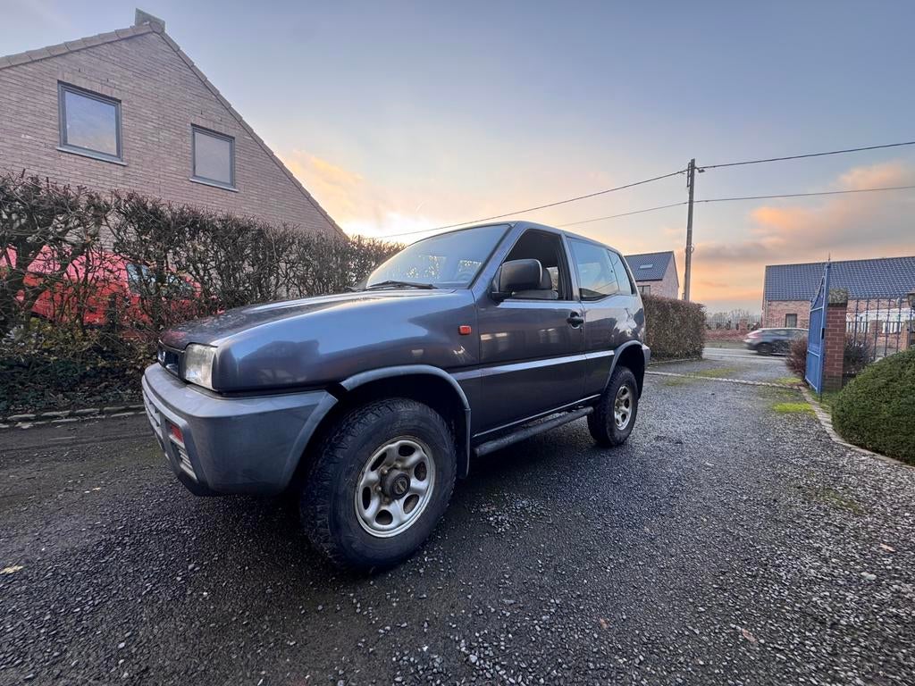 Nissan Terrano 2,7TD, Autos, Argent ou Gris, Achat, Alarme, Boîte manuelle