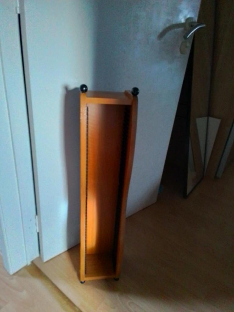 Cd rek, Ophalen, Zo goed als nieuw, Hout, Cd's