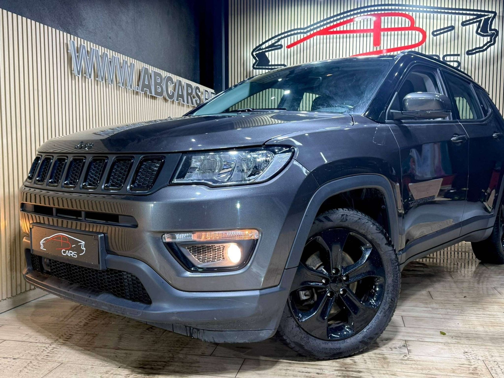 Jeep Compass 1.4TURBO * GARANTIE 12 MOIS *, Autos, Argent ou Gris, Achat, Euro 6, Boîte manuelle