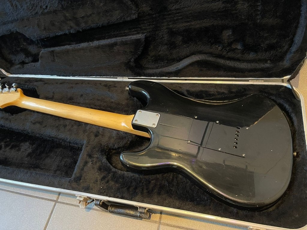 .Koreaanse 80s strat . Rosewood toets . 99 euro!, Musique & Instruments, Instruments à corde | Guitares | Électriques, Enlèvement ou Envoi