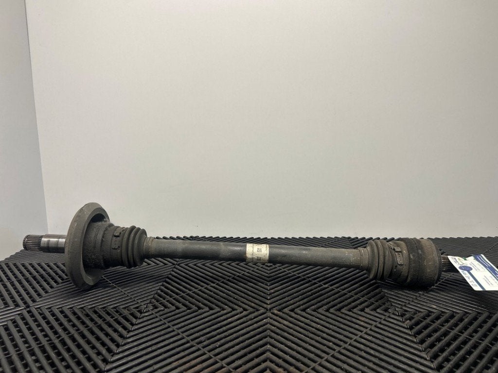 CARDAN AVANT GAUCHE (TRANSMISSION) Mercedes-Benz C (W205), Mercedes-Benz, Utilisé, Dialog.mb@mercedes-benz.com, Mercedes-Benz AG
