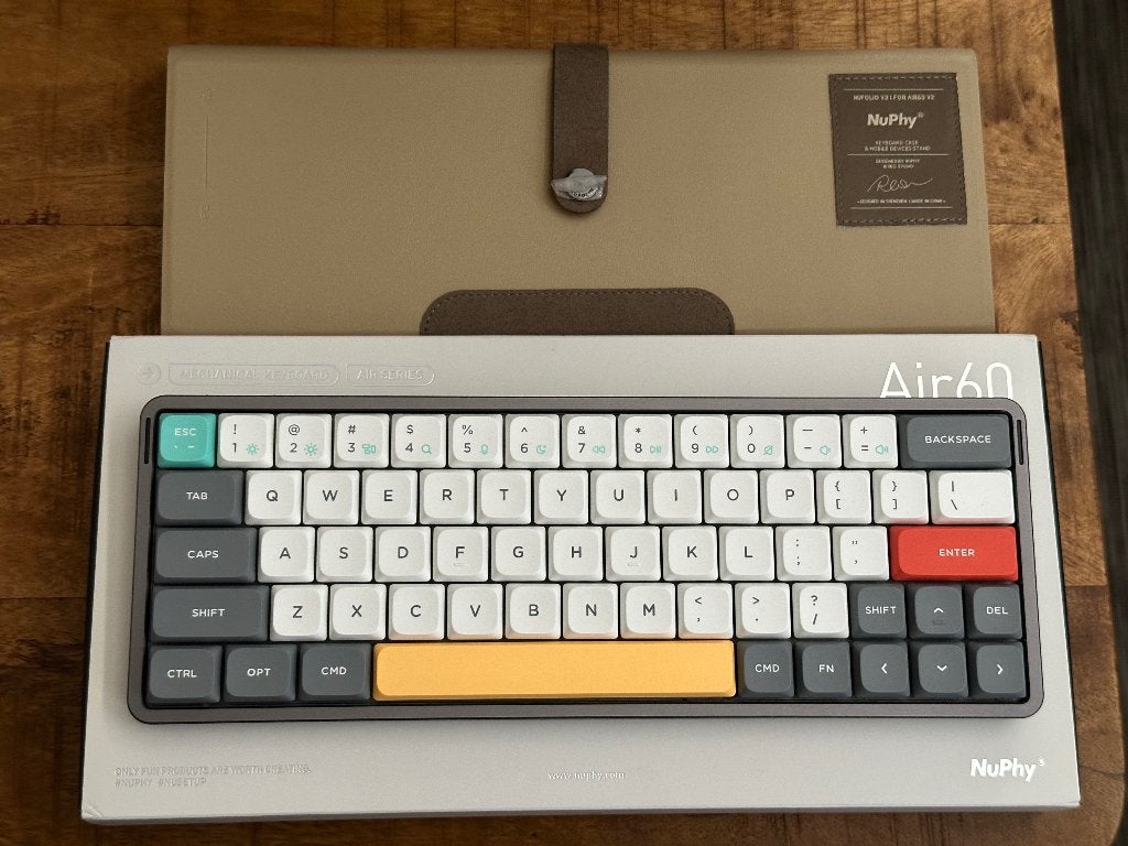 Nuphy Air 60 v2, Informatique & Logiciels, Claviers, Enlèvement ou Envoi, Qwerty, Comme neuf