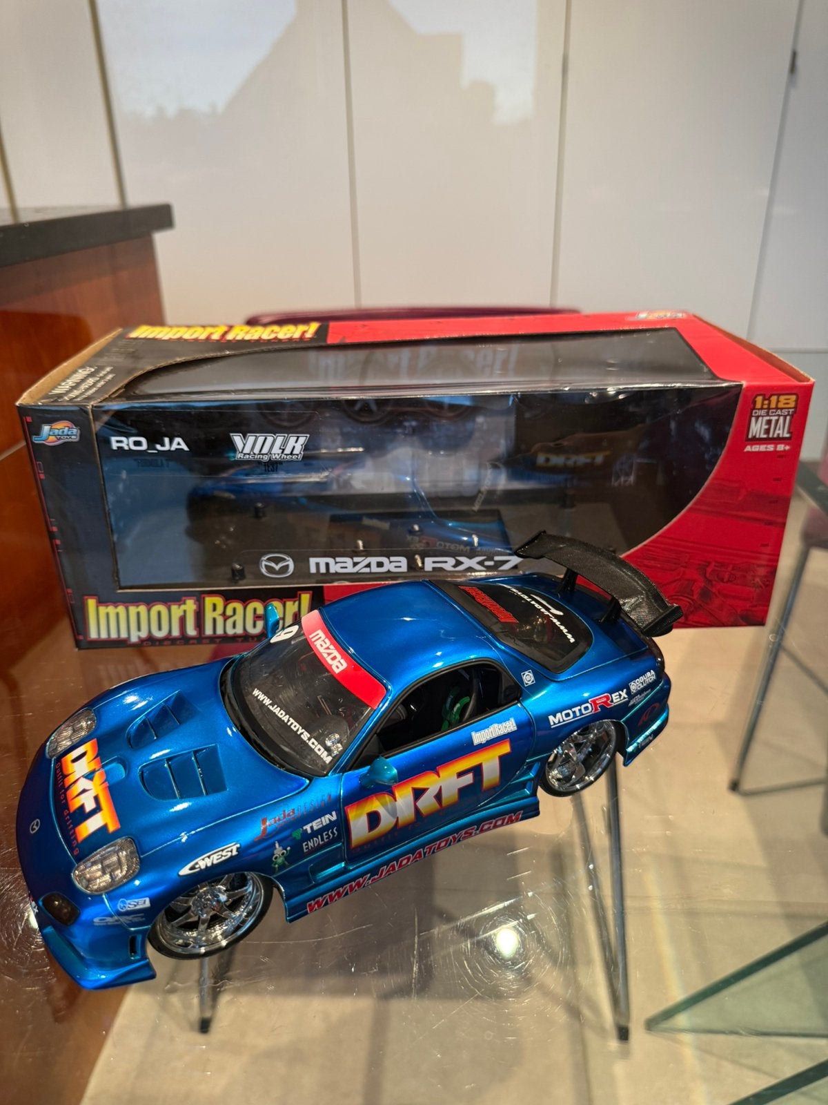 Mazda RX-7 uit 1993 (Import Racer-model! door Jada Toys 1:18, Ophalen of Verzenden, Zo goed als nieuw, Auto, Overige merken