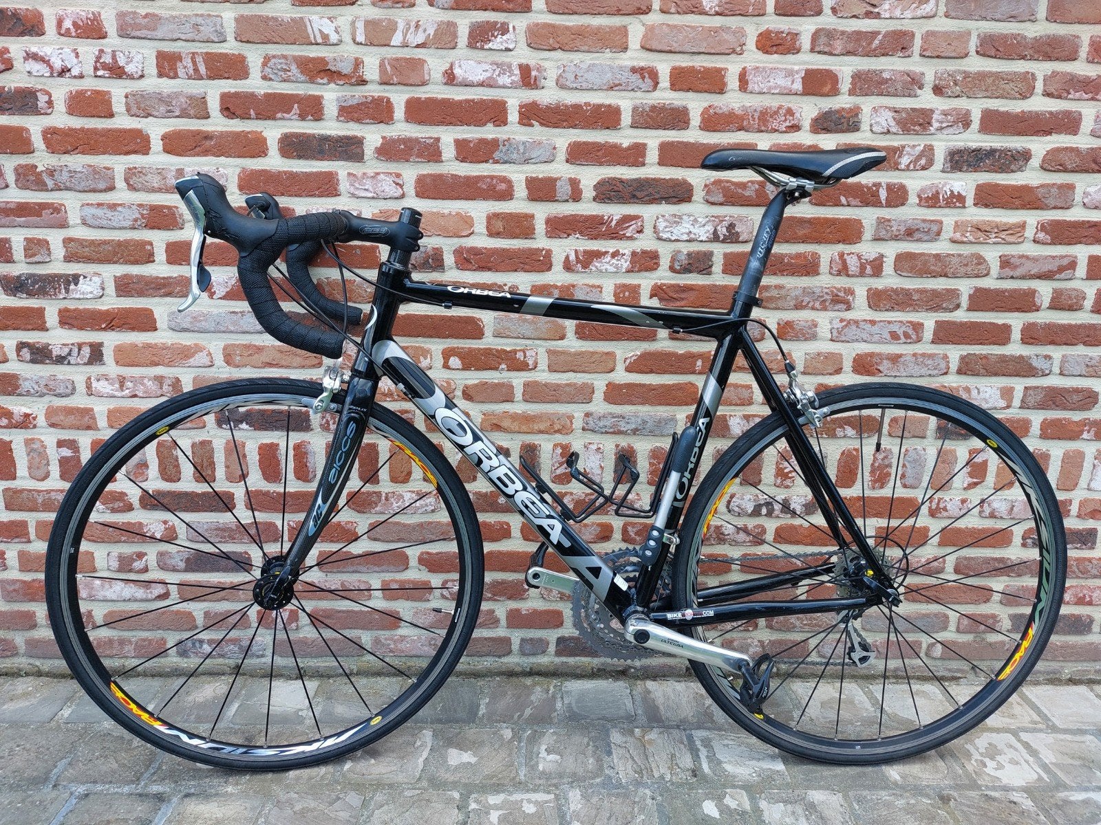 Koersfiets: ORBEA, volledig ultegra afgesteld (triple voor), Ophalen