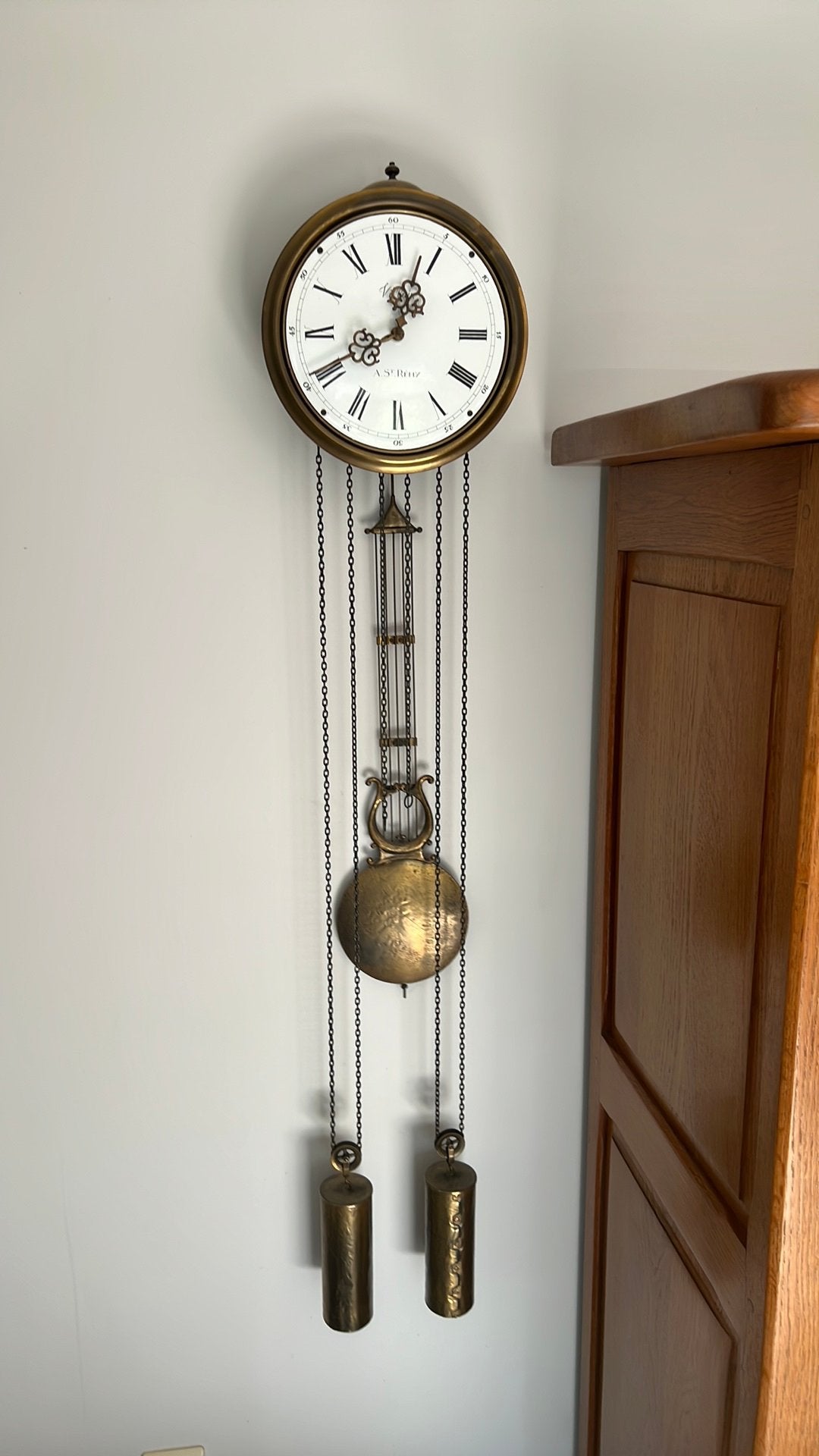 Mooie mechanische wandklok / Comtoise klok met lier-slinger, Antiek en Kunst, Ophalen