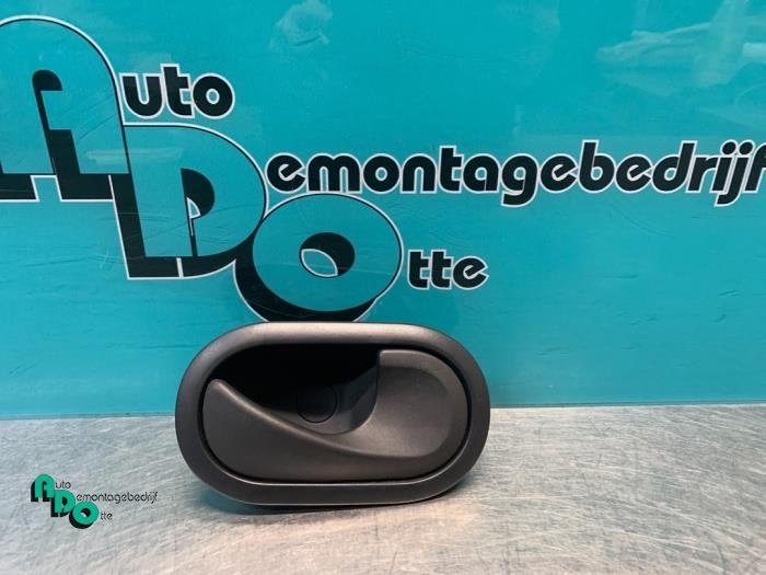 Portiergreep 2Deurs rechts van een Renault Kangoo (Kangoo 2, Gebruikt, -, Renault, -