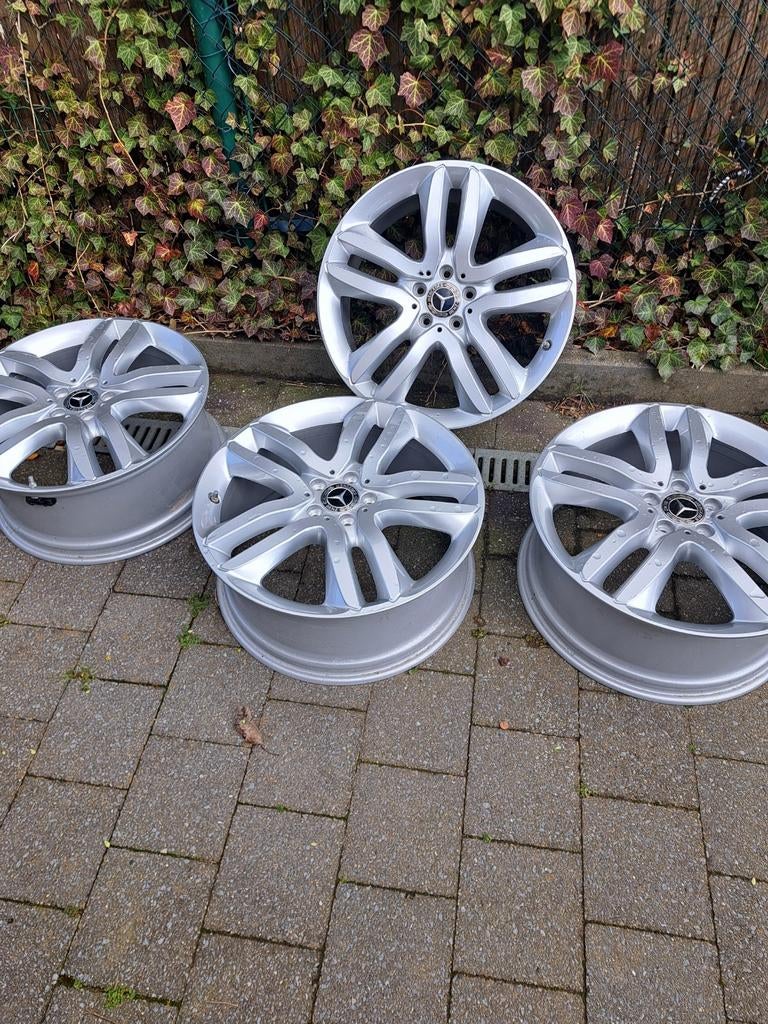 Nouvelles jantes Mercedes 20 pouces, Autos : Pièces & Accessoires, Pneus & Jantes, Enlèvement, 20 pouces, Jante(s)
