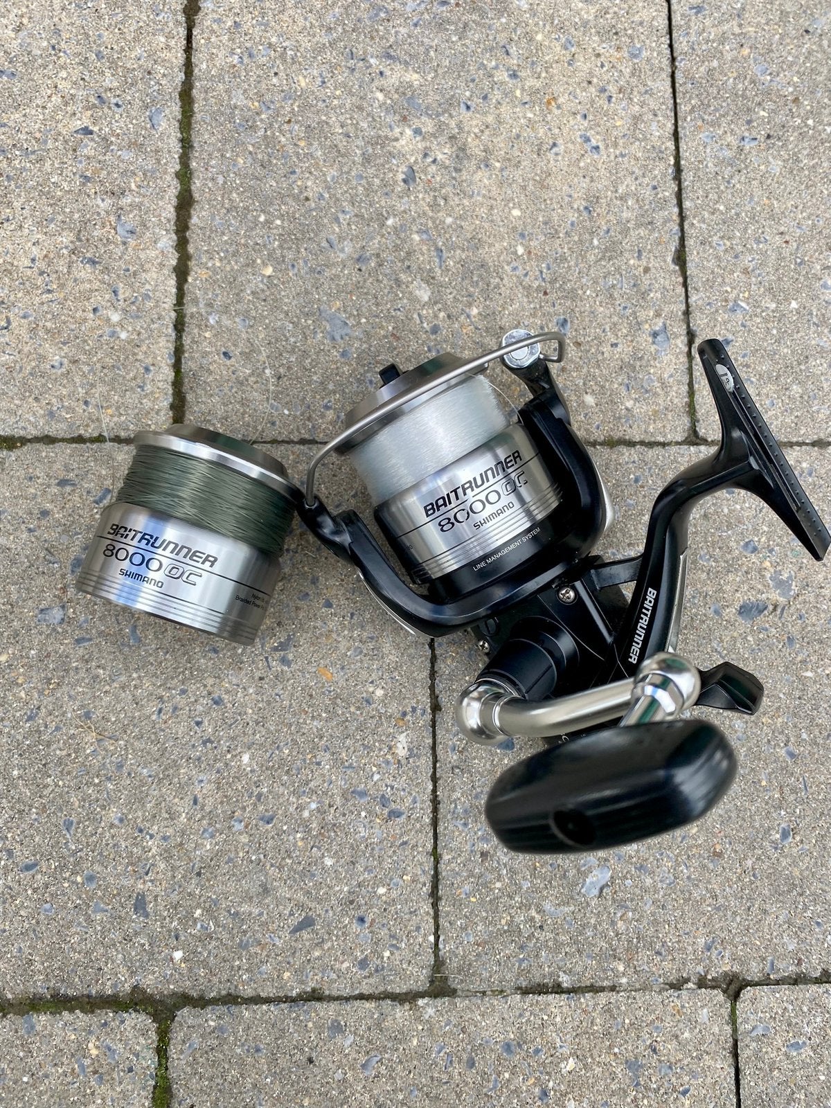 2X SHIMANO BAITRUNNER 8000 OC, Enlèvement, Comme neuf, Moulinet