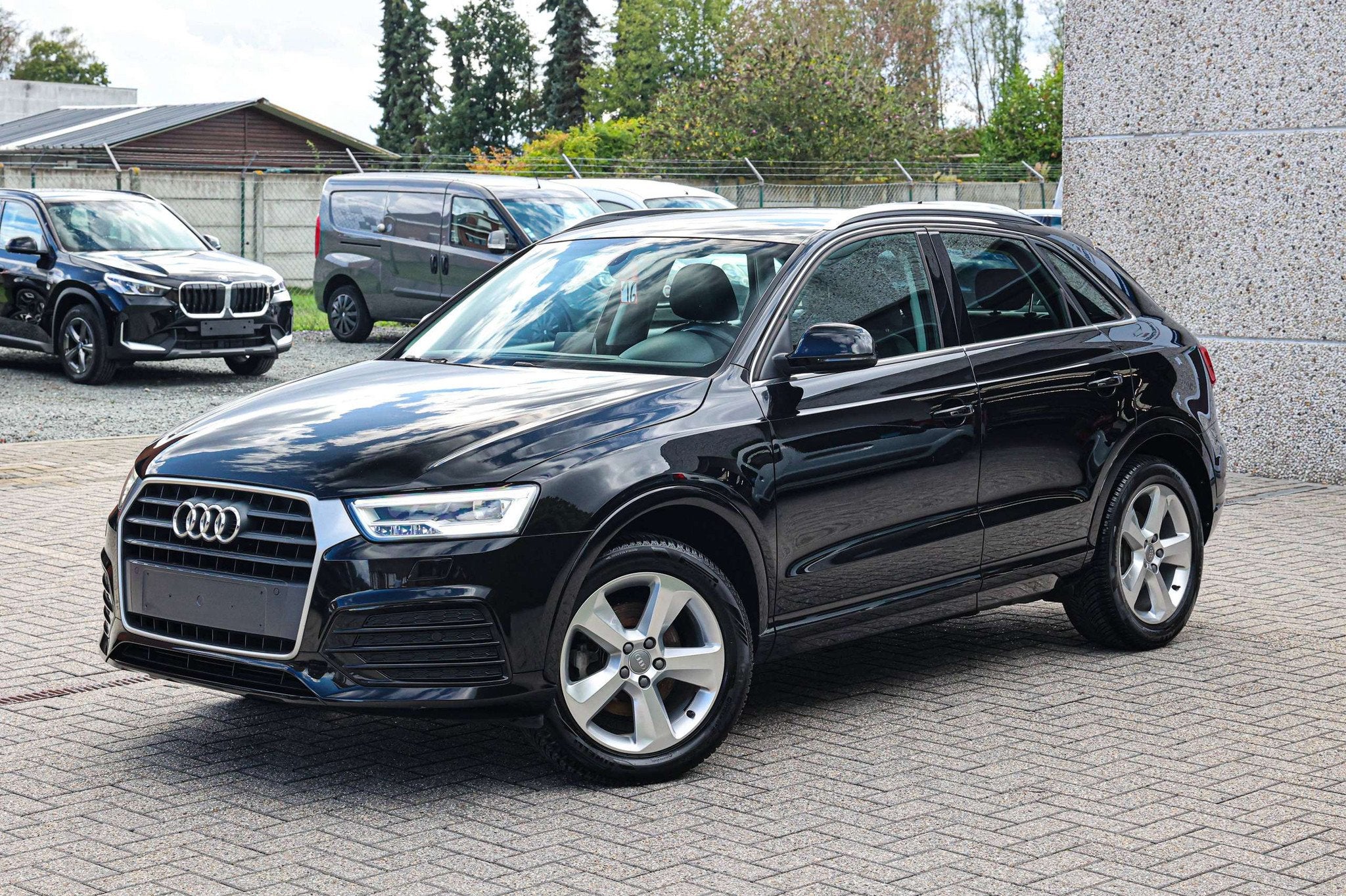 Audi Q3 ZETELVERWARMING*LEDER-ALCANTARA*CRUISE-CONTROLE*KEYL, Autos, 1395 cm³, Achat, Entreprise, Boîte manuelle