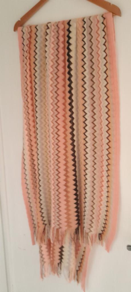 Prachtige omslag sjaal patroon missoni., Ophalen of Verzenden, Zo goed als nieuw, Overige typen