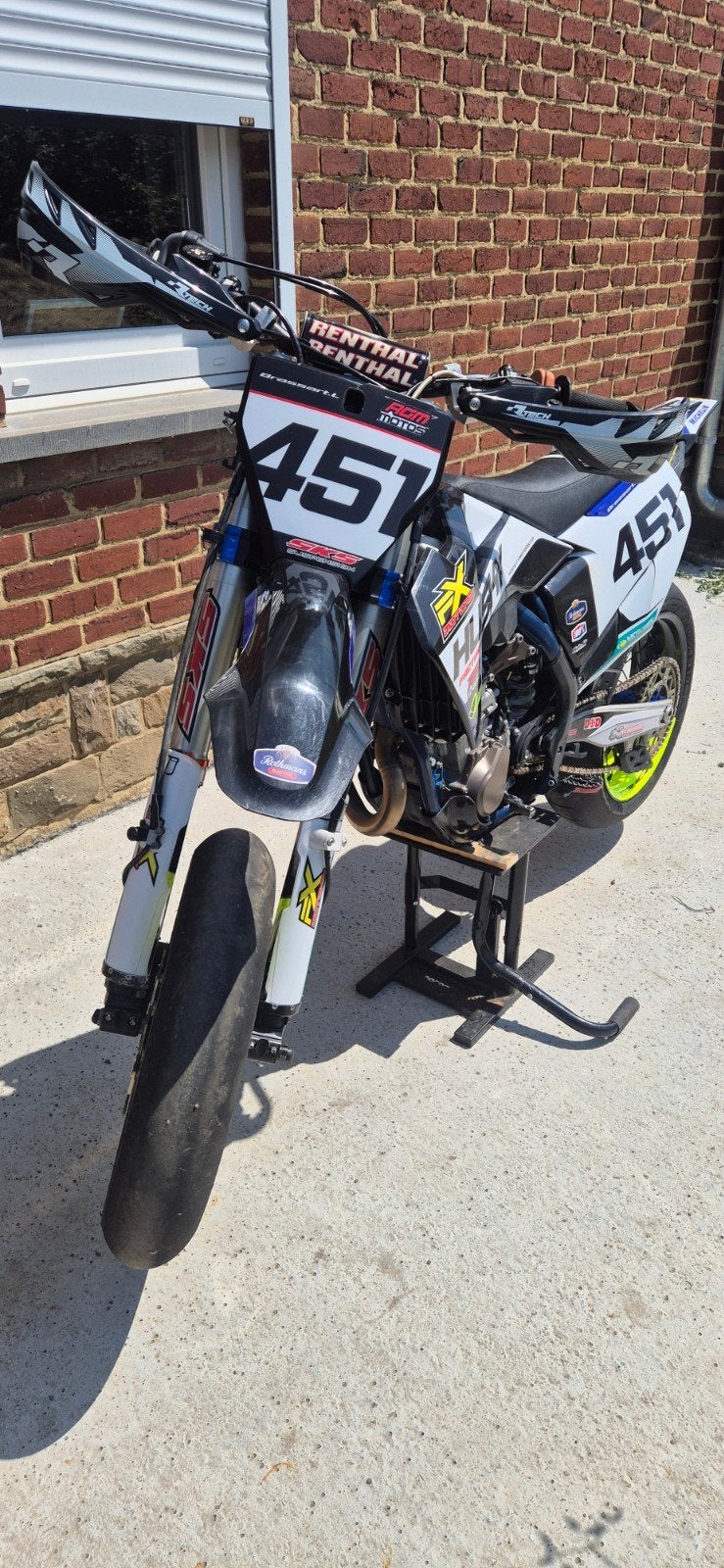 husqvarna fs 450, Fietsen en Brommers, Brommers | Derbi