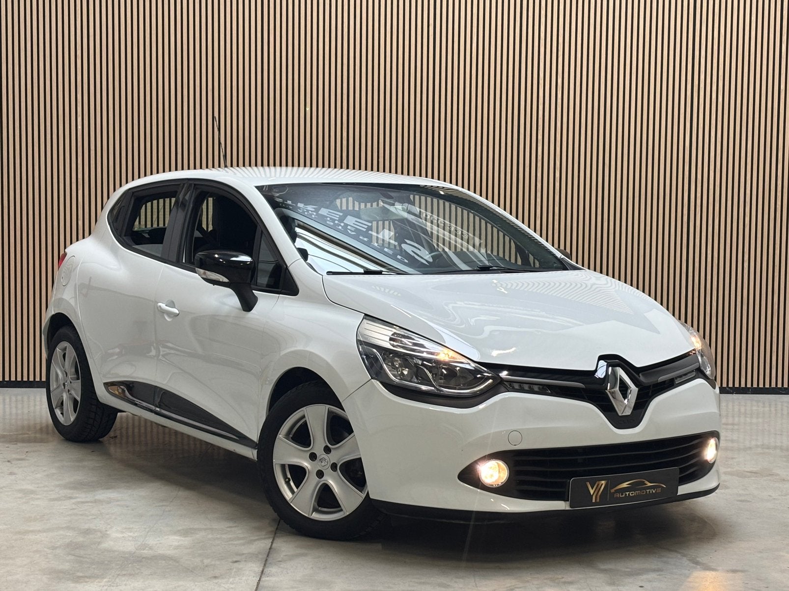 Renault Clio 0.9 TCe 1jaar garantie, Auto's, Stof, Zwart, Wit, Bedrijf